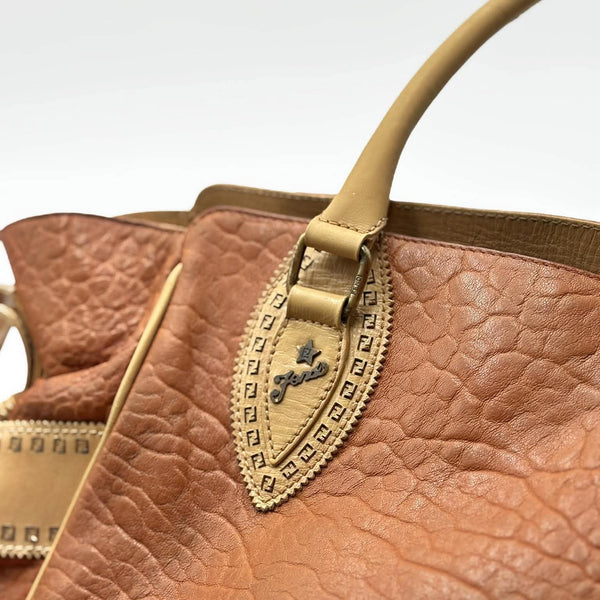 Fendi Medium Du Jour Bag (Pre-owned) G9KJRYB