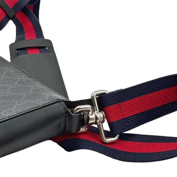 Gucci Black GG Supreme Coated Canvas Flat Messenger Bag (Pre-owned) W4B9J6D