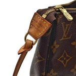Load image into Gallery viewer, Louis Vuitton Monogram Pochette Accessoires (Like new) DQJ8YWB
