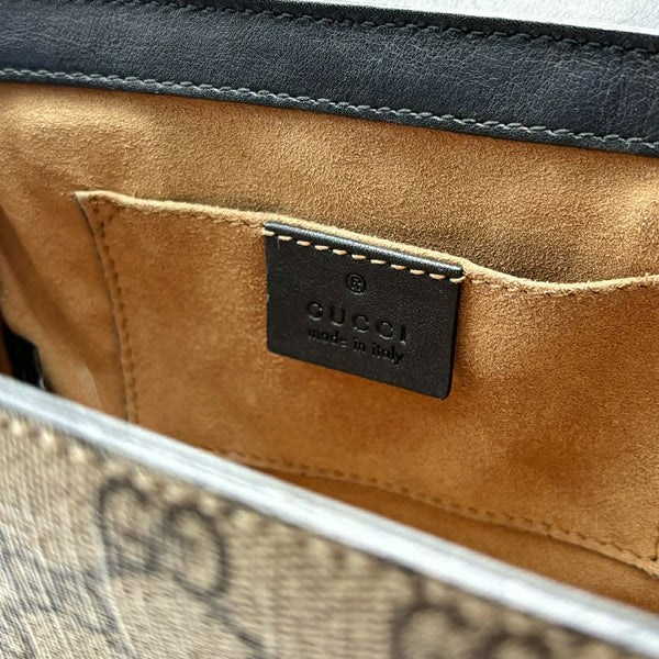 Gucci Small Padlock Shoulder Bag in GG Supreme Canvas & Leather (Like new) HG74VMC