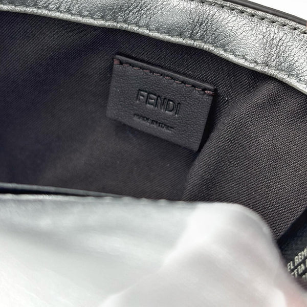 Fendi Midi Baguette Chain Bag Zucca Embossed Leather Silver (Pre-owned) C4DTW7W