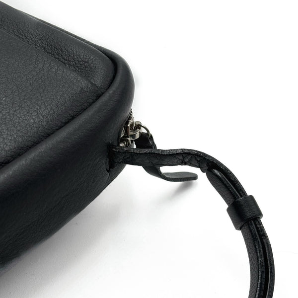 Balenciaga Everyday Camera Bag S Black (Like new) MDB4WC3