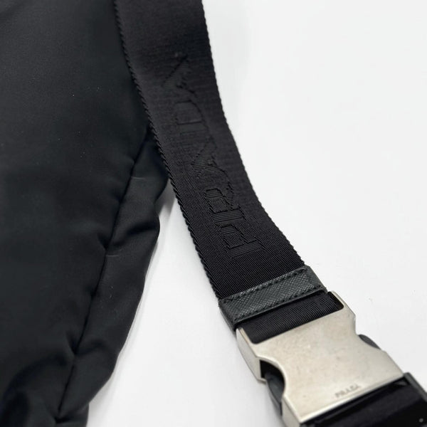 Prada Re-Nylon Belt Bag (Pre-owned) VCHTM9Y