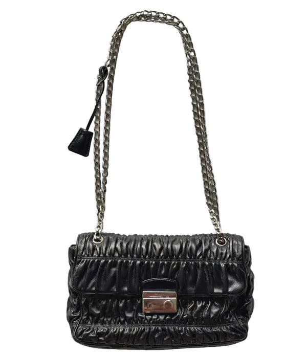 Prada Black Nappa Gaufre Leather Chain Flap Bag (Like new) 7QV46HY