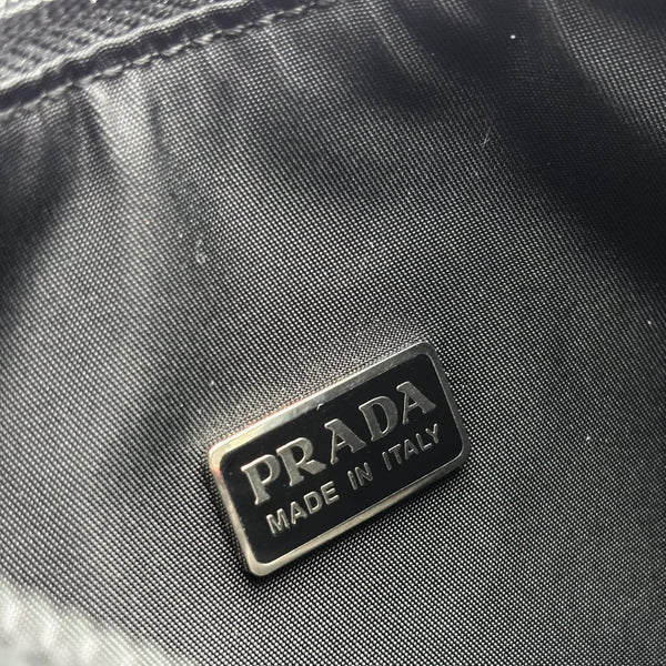 Prada Re-Nylon Re-Edition 2000 mini-bag (Like new) RBKGJ4D