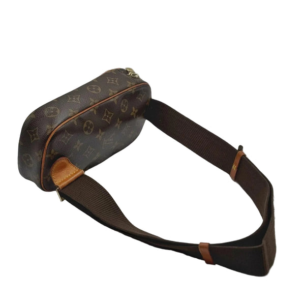 Louis Vuitton Monogram Canvas Pochette Gange Bag (Pre-owned) 8C6CHRG