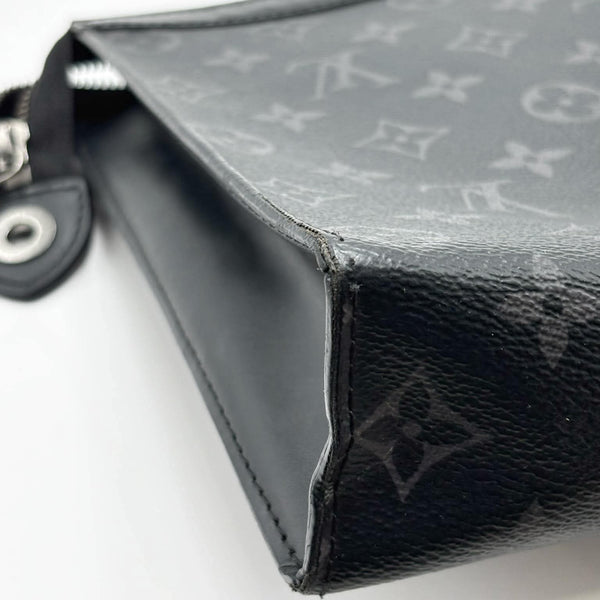 Louis Vuitton Pochette Voyage Monogram Eclipse MM Black/Grey (Pre-owned) J64W342