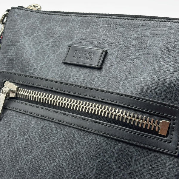 Gucci Black GG Supreme Coated Canvas Flat Messenger Bag (Pre-owned) W4B9J6D