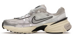 Load image into Gallery viewer, Nike V2K Run Summit White Metallic Silver (Women's)
