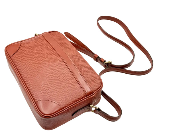Louis Vuitton Epi Trocadero 23 Shoulder Bag Brown (VINTAGE)