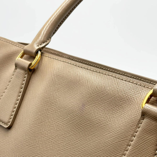 Prada Beige Galleria Saffiano Leather Bag (Pre-owned) 3RYD2WB