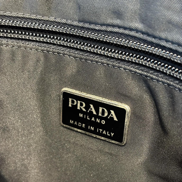Prada  Nylon Flat Messenger Bag (Pre-owned)
