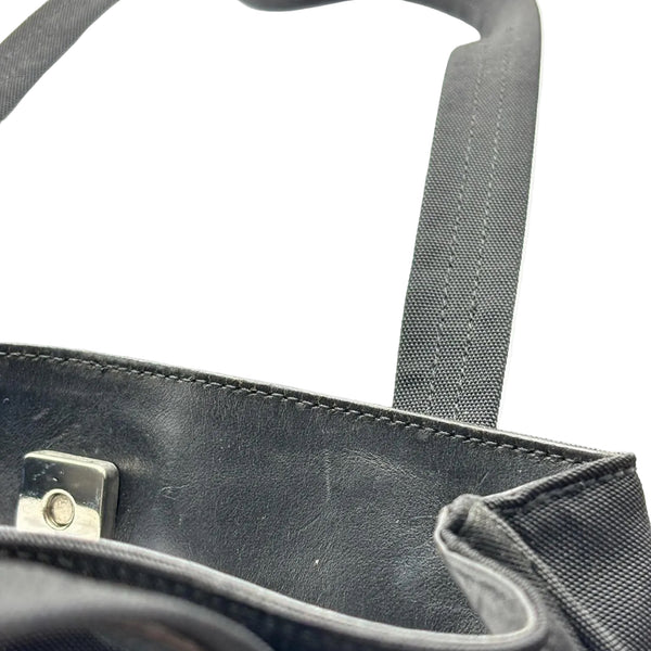Gucci Handbag Tote Bag  Black Nylon Leather (Pre-owned)