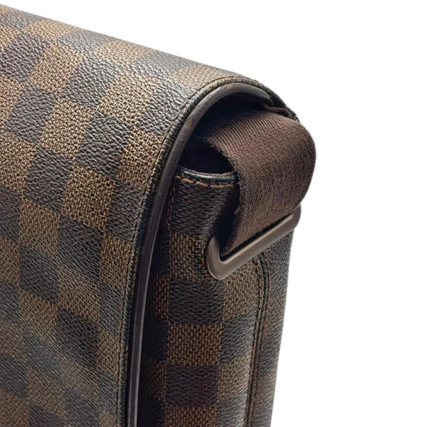 Louis Vuitton Damier Ebene Brooklyn MM Crossbody Bag (Pre-owned) 6RD9VXT