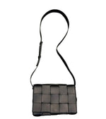 Load image into Gallery viewer, Bottega Veneta Black Leather Cassette  Bag (Like new) 7CGVGVR
