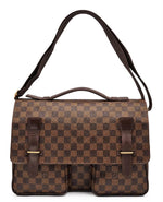 Load image into Gallery viewer, Louis Vuitton Damier Canvas Broadway Messenger Bag (Like new) B29RDTX

