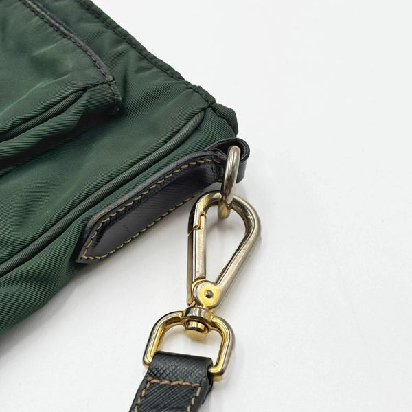 Prada Tessuto Nylon Messenger Bag Dark Green (Pre-owned) R7GH8JB