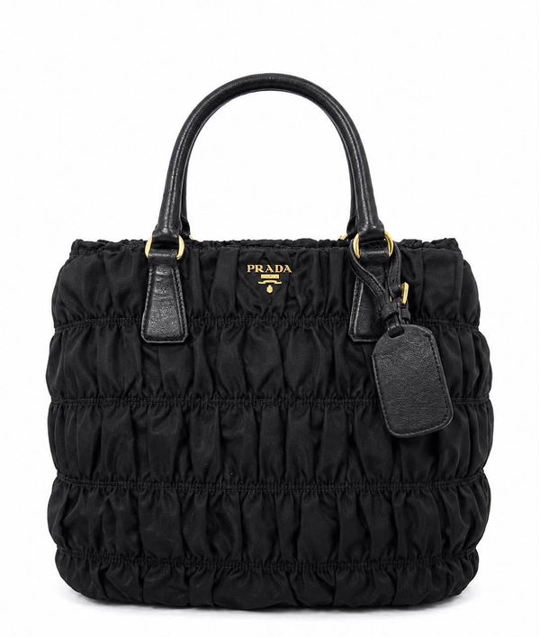 Prada Tessuto Nylon Gaufre Tote Nero Black (Pre-owned) VR3VBJG