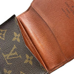 Load image into Gallery viewer, Louis Vuitton Monogram Canvas Envelope Business Card Holder (Like new)

