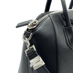 Load image into Gallery viewer, Givenchy Small Antigona Leather Bag Black (Like new) 8DTBMJG
