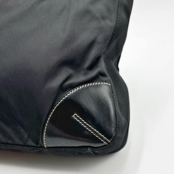 Prada Tessuto Nylon Black Tote Bag (Pre-owned) JK4Y9XX