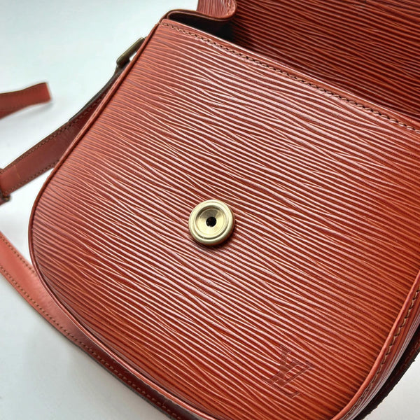 Louis Vuitton  Epi Leather Saint Cloud PM Bag (Pre-owned) QXGC97M