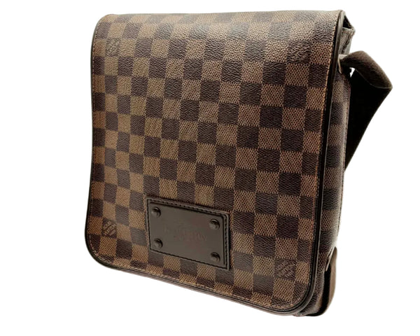 Louis Vuitton Damier Canvas Brooklyn PM Messenger Bag (Like new)