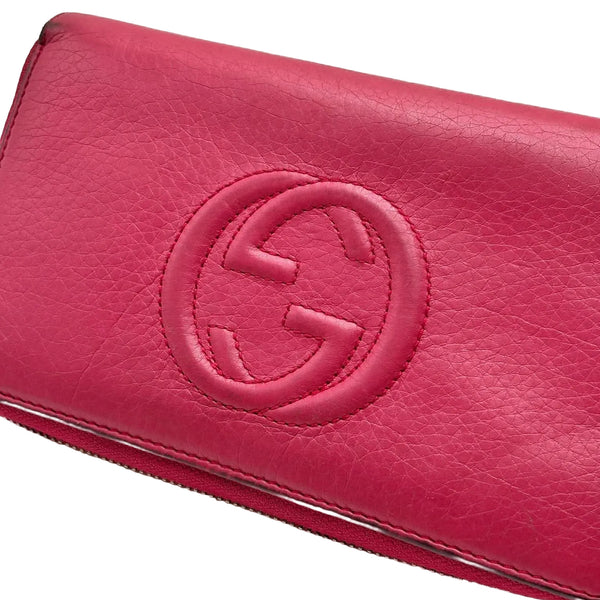 Gucci Pink Leather Soho Clutch (Pre-owned)