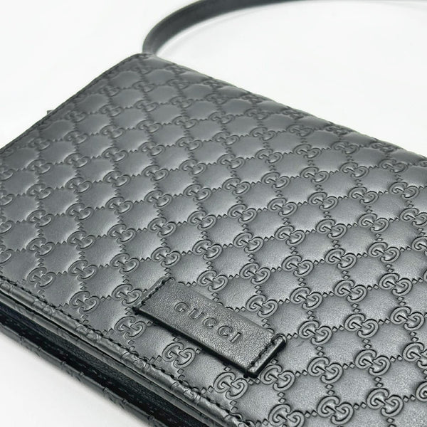 Gucci Black Micro Guccissima Leather Flap Crossbody Bag (Like new) 8JQCVMX