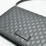 Load image into Gallery viewer, Gucci Black Micro Guccissima Leather Flap Crossbody Bag (Like new) 8JQCVMX
