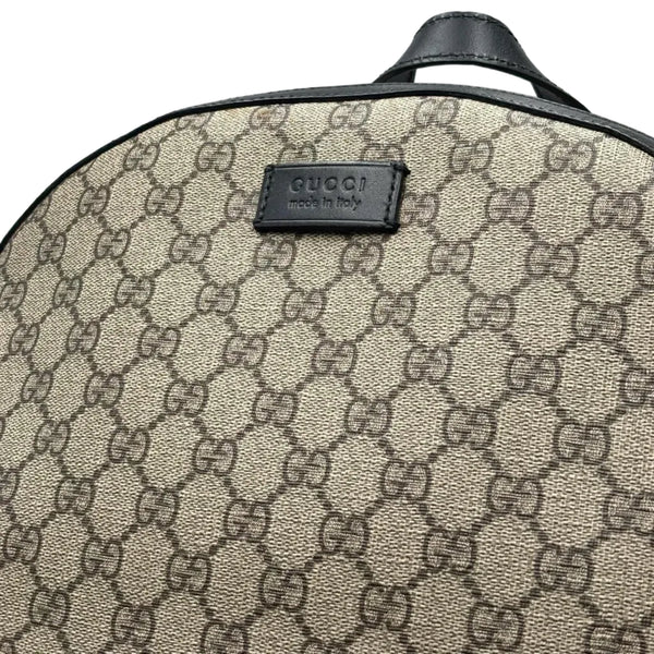 Gucci GG Supreme Monogram Medium Backpack Black (Like new) GDQH786