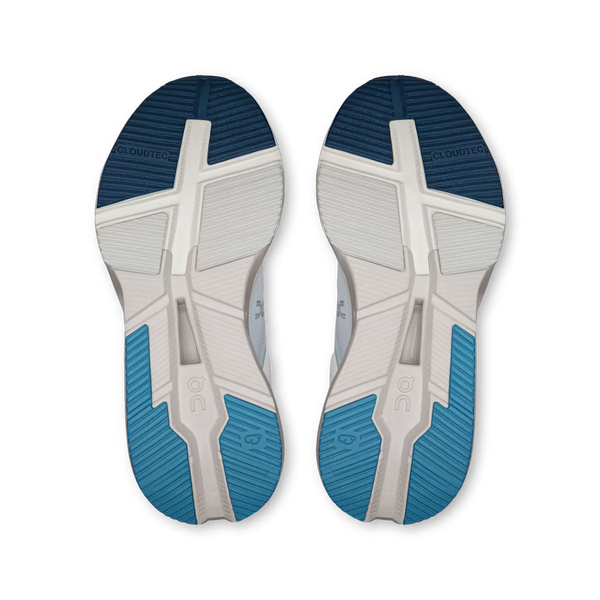 On Cloudnova X Arctic Niagara (Women’s)