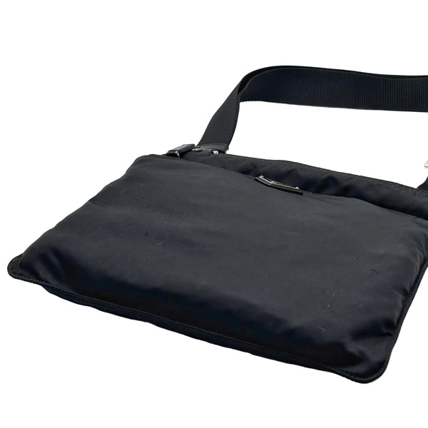 Prada Nylon Messenger/Crossbody Bag (Pre-owned)