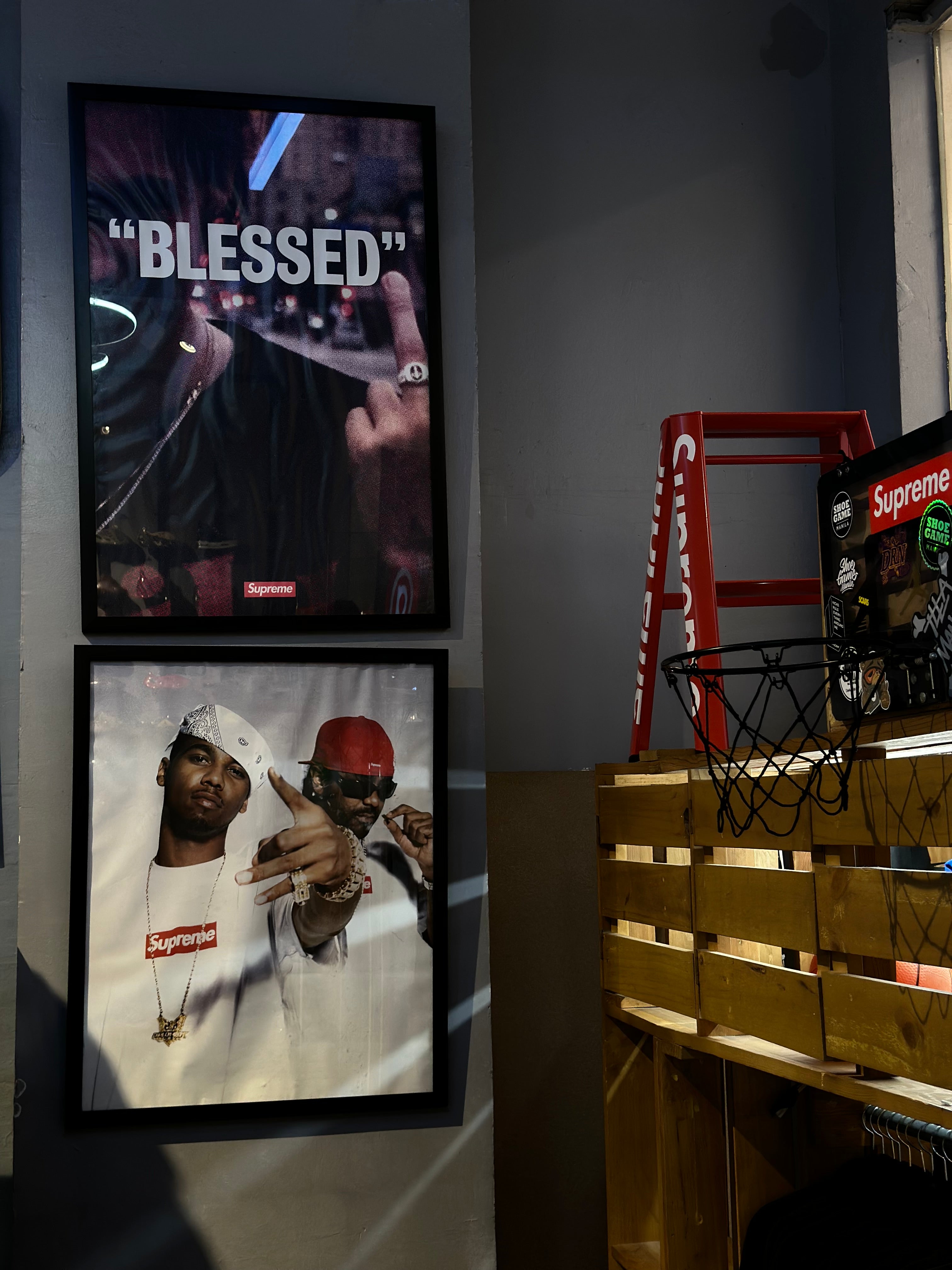 SUPREME Dipset 2006 Photo Sticker (FRAMED) – shoegamemanila