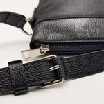 Load image into Gallery viewer, Gucci Messenger GG Nylon Black (Like new) RCY4WXT

