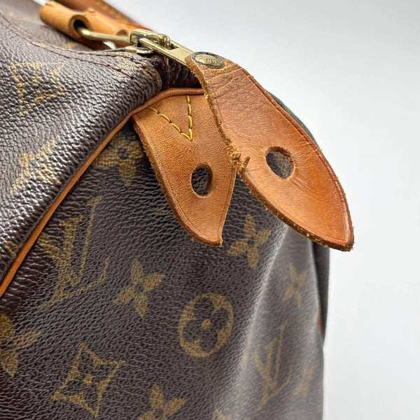 Louis Vuitton Monogram Canvas Speedy 30 Bag (Pre-owned) X6VCTWY