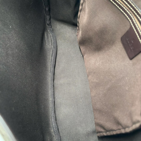 Gucci GG Brown Supreme Monogram Coated Canvas Messenger Bag (Pre-owned) 8G9DXTM