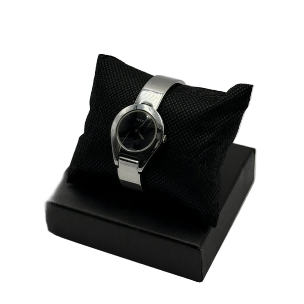 Gucci 6700L Women’s Stainless Steel Black Dial (Pre-owned)