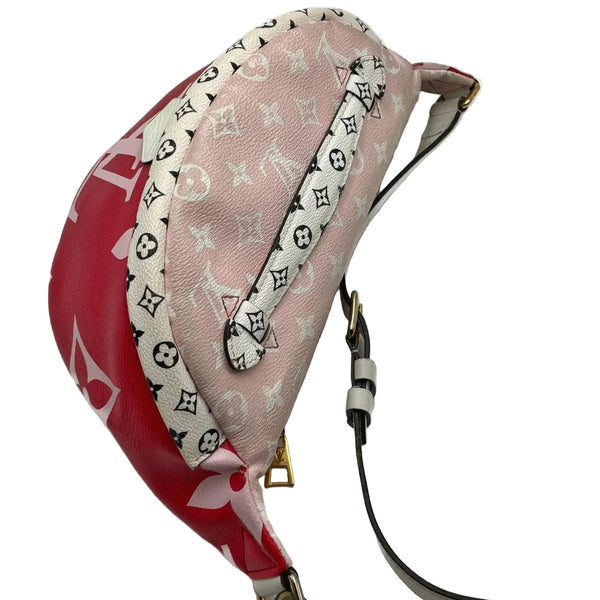 Louis Vuitton Bumbag Monogram Giant Red/Pink (Pre-owned) 2T37DM9
