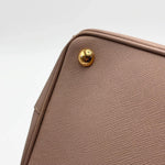 Load image into Gallery viewer, Prada Galleria Handbag in Pink Leather Saffiano (Like new) KKRQY9T
