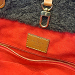 Load image into Gallery viewer, Louis Vuitton Limited Edition Monogram Fleece Teddy Onthego GM Tote Bag (Brandnew)
