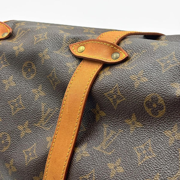 Louis Vuitton Monogram Canvas Saumur 35 Messenger Bag (Like new) GYB93GT