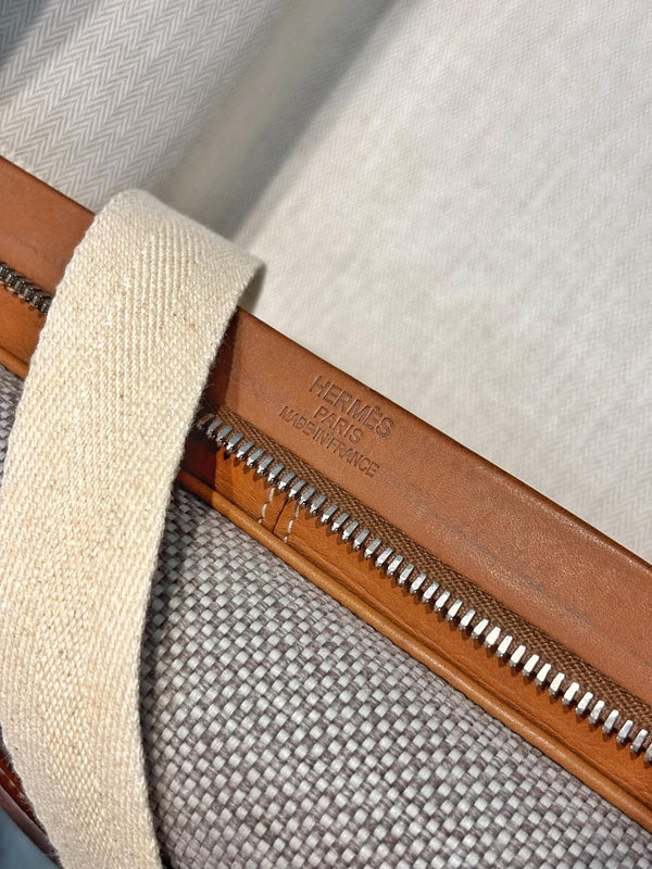 Hermes Etoupe Fauve Toile Gold Barena Leather Caleche Express Rolling Luggage (Pre-owned) D4WDJ9Y
