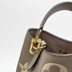 Load image into Gallery viewer, Louis Vuitton NéoNoé MM Bucket Bag Grey (Like new) 9TGDMBC
