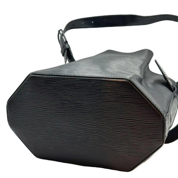 Louis Vuitton Epi Sac D'Epaule Black (Pre-owned) XKMHBY7