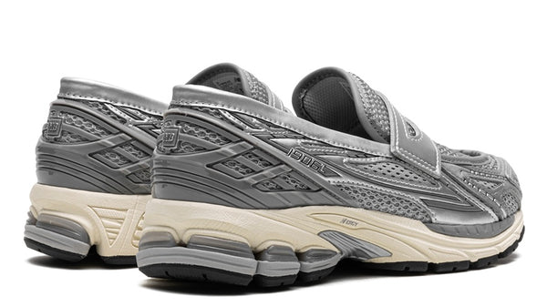 New Balance 1906L Metallic Silver