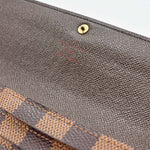 Load image into Gallery viewer, Louis Vuitton Sarah Wallet Damier Ebene (Like new)
