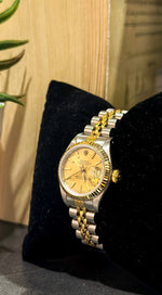Load image into Gallery viewer, Rolex Date Just 26mm Champagne Dial
