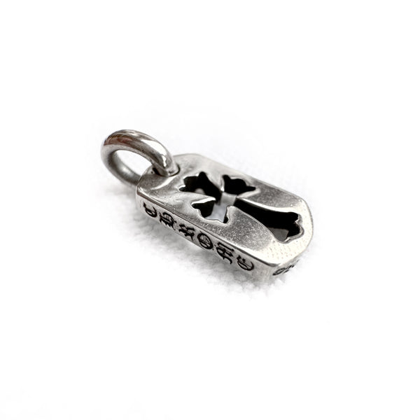 Chrome Hearts Cut-out Cross Dog Tag Pendant (Vintage)