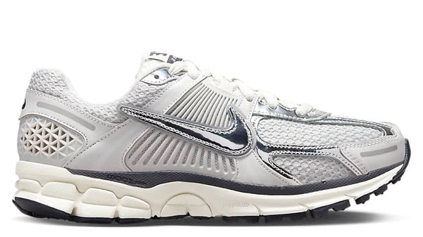 Nike Zoom Vomero 5 Photon Dust Metallic Silver